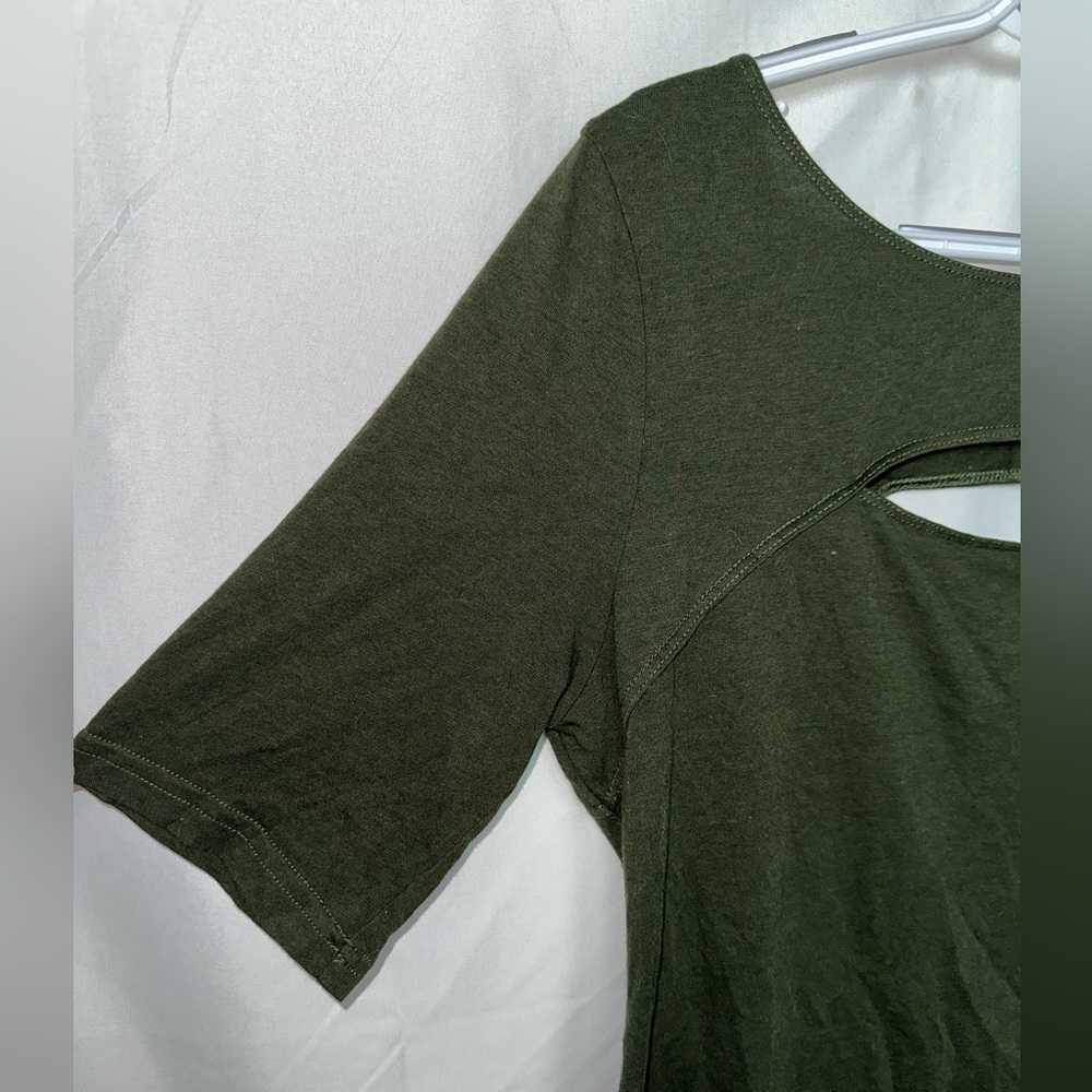 Fabletics Size M/L - Picture 3 of 5